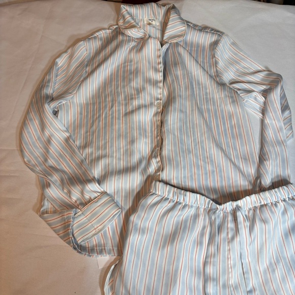 NWOT Forever 21 White Striped Satin Shirt & Short Sleepwear Set Size XS - Picture 2 of 6